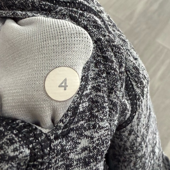 Lululemon Wunder Under Crop (Hi-Rise) Luon Spray Jacquard White Black Leggings 4 - Picture 10 of 13